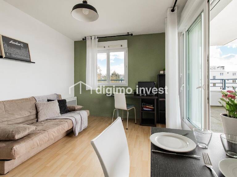 Appartement T2 Lumineux avec terrasse + parking — photo 1