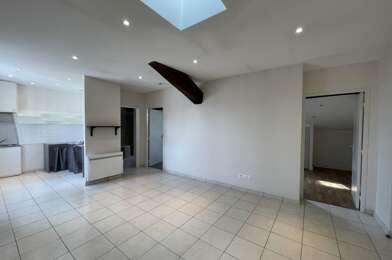 Appartement 3 pièces 763 €