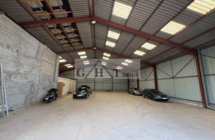 ENTREPOT A VENDRE CHATELET EN BRIE — photo 3