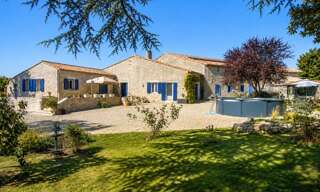Maison 7 Pièces 234 m² à vendre à Villefagnan (16240)