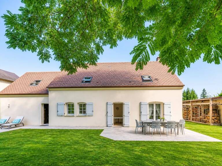 Maison de 7 pièces de 140 m² à Ronquerolles — photo 1
