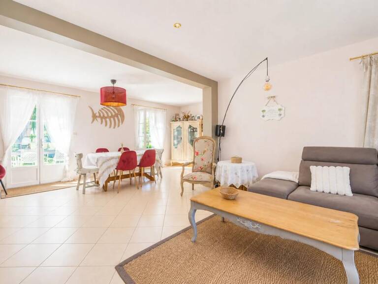 Maison de 7 pièces de 140 m² à Ronquerolles — photo 1