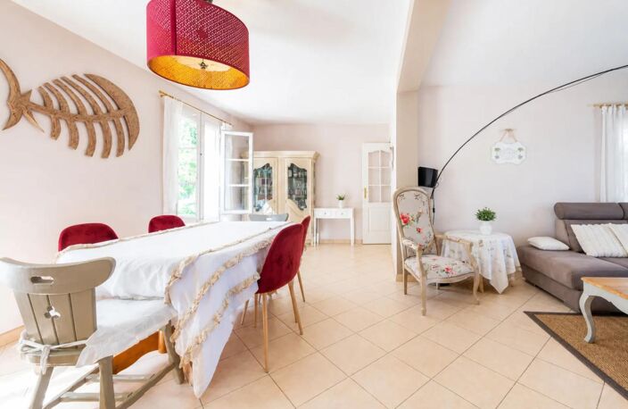 Maison de 7 pièces de 140 m² près de Chambly — photo 4