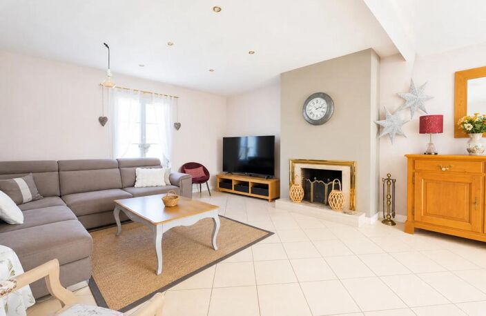 Maison de 7 pièces de 140 m² près de Chambly — photo 5