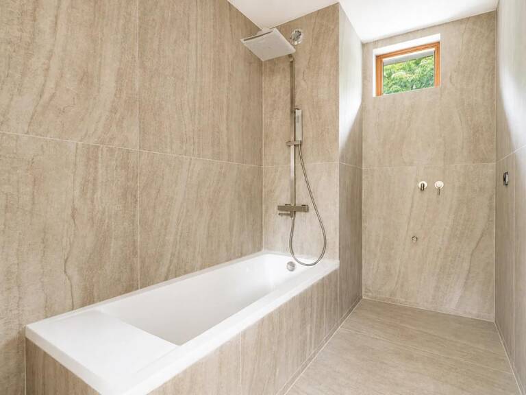 Maison de 4 pièces de 99 m² à Saint-Ouen-sur-Seine — photo 1