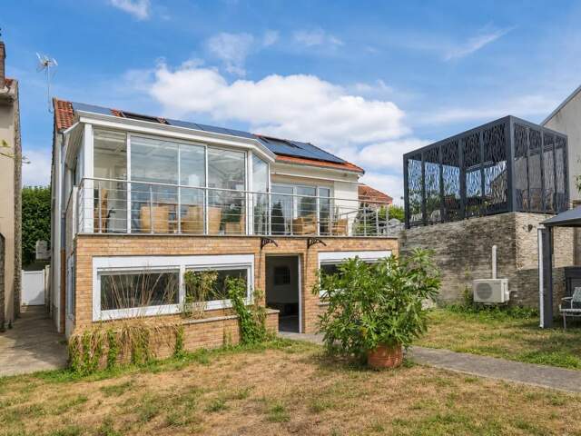 Maison de 7 pièces de 240 m² à Choisy-le-Roi — photo du bien