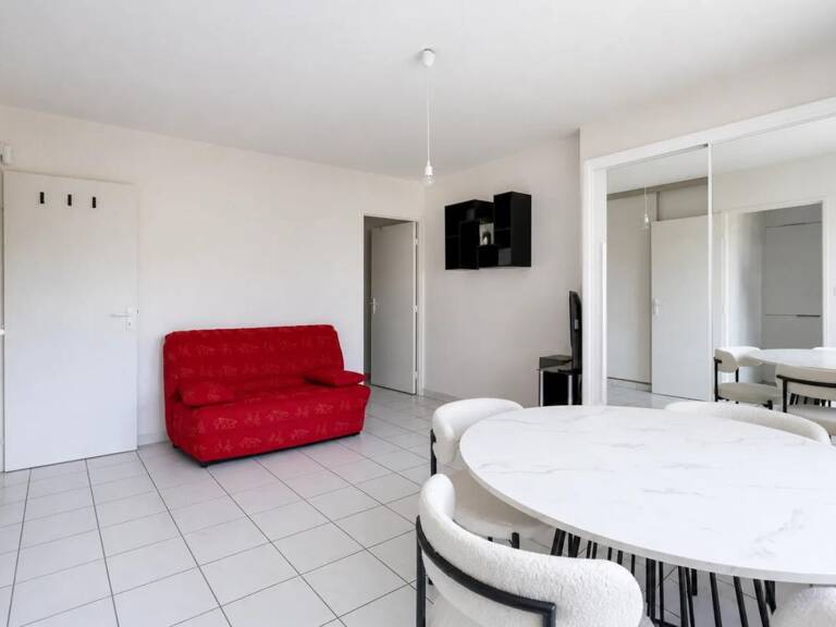 T1 de 33m² Ferney-Voltaire, avec parking/garage et parking ext — photo 1
