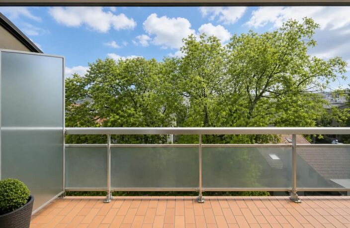 CENTRE VILLE - 3 PIECES TERRASSE- PARKING — photo 3