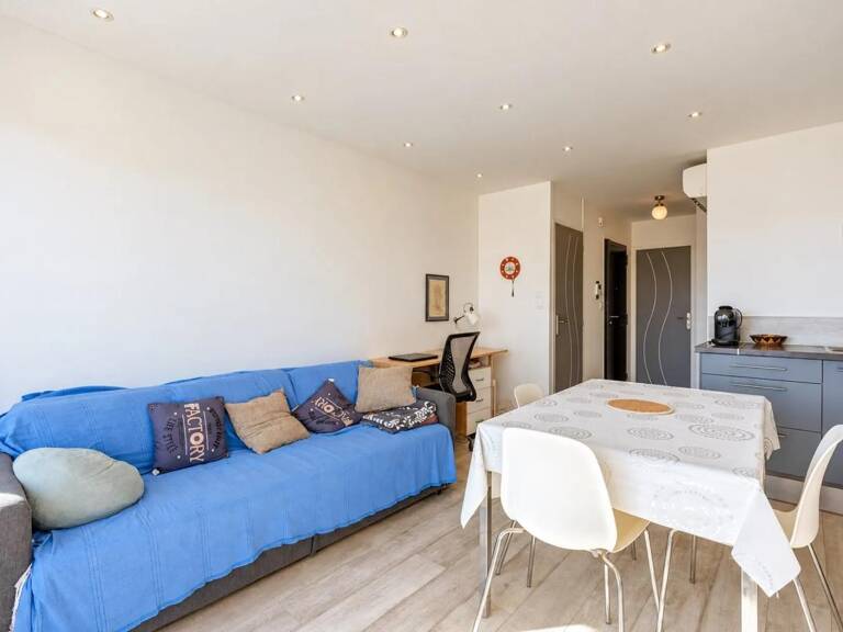 Villeurbanne 2 pièces de 34 m² traversant climatisé et meublé — photo 1