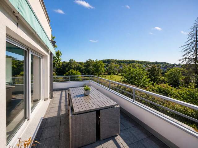 Appartement 4 pièces de 98 m² à Waldighofen au milieu d'un parc arboré — photo du bien
