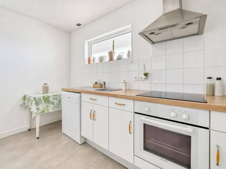 Appartement de 2 pièces de 65 m² à Royan — photo 1