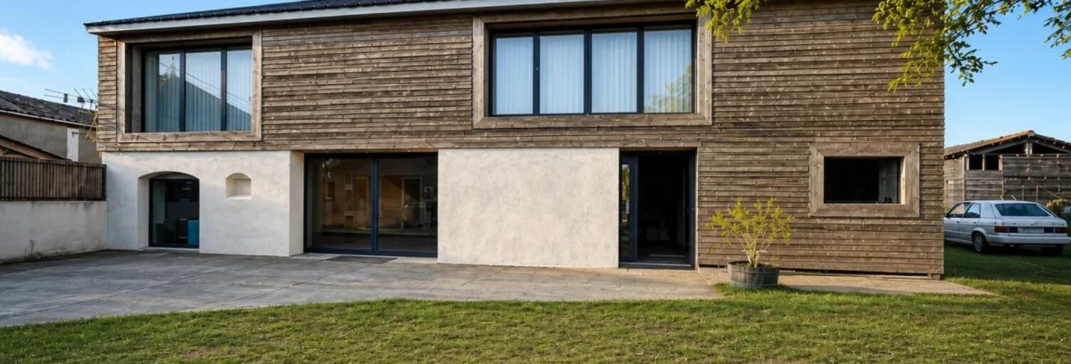 Maison 6 Pièces 254 m² à vendre à Val-de-Livenne (33860)