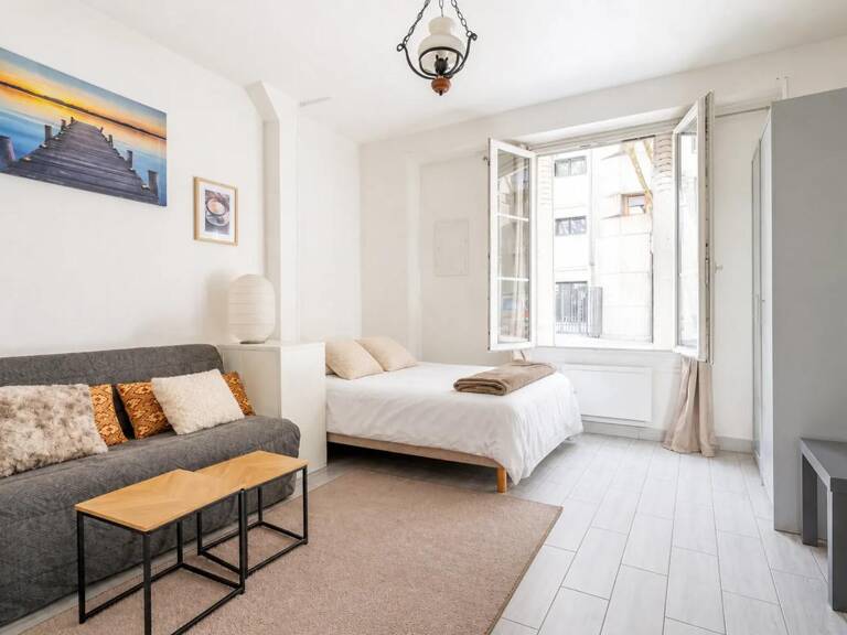 Appartement 1 pièce de 26 m² situé à Paris — photo 1