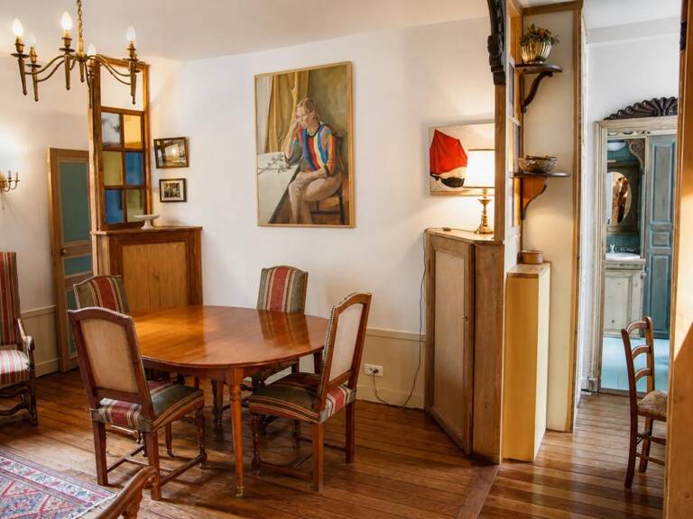 Deux-pièces de charme au cœur du quartier du Cherche-Midi — photo 1