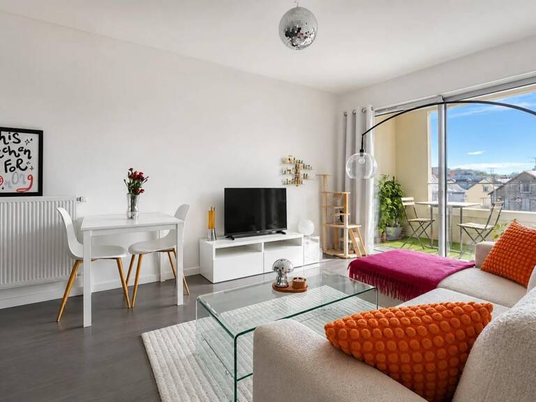 Appartement T2 avec balcon et parking – Secteur Gare Sud / Bords — photo 1