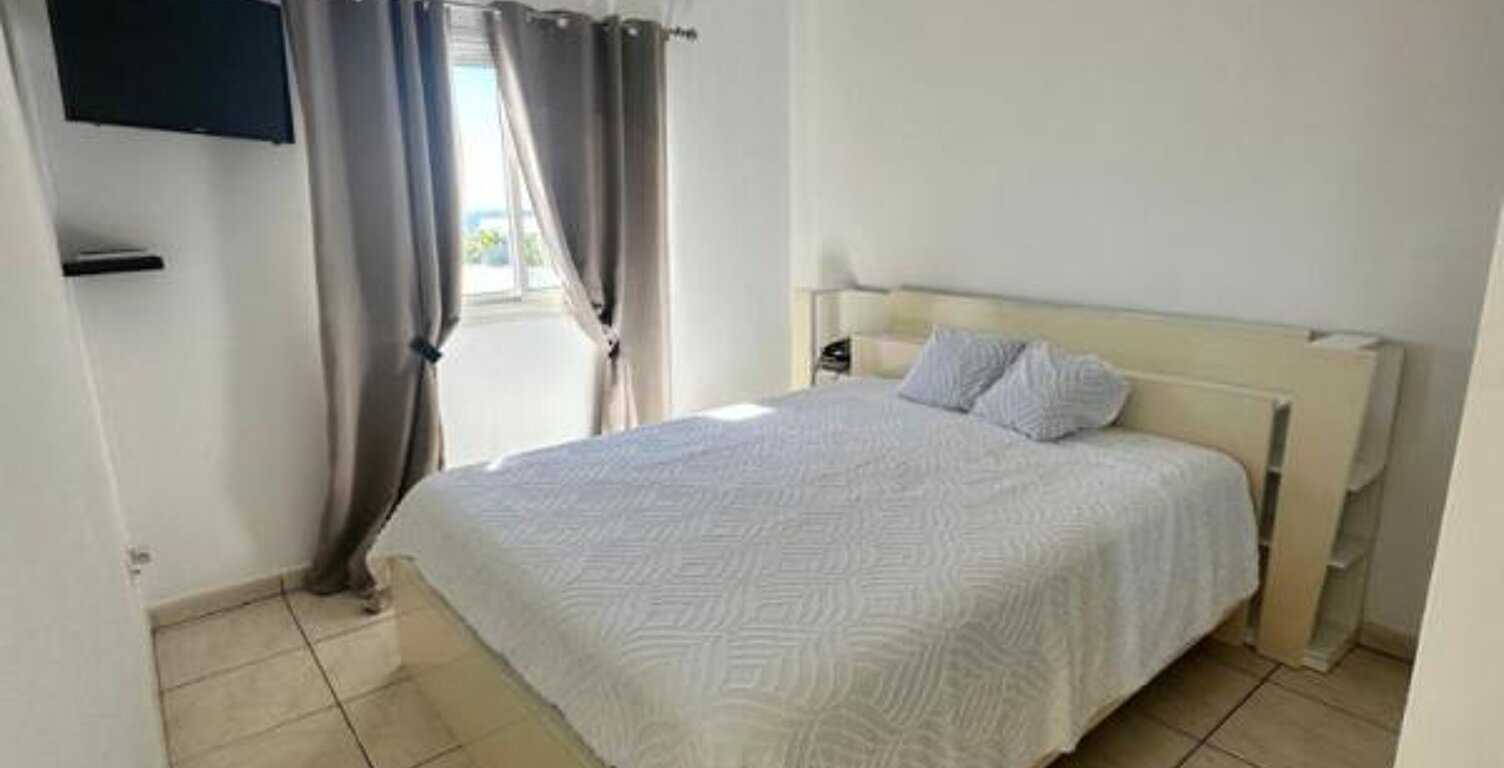 Appartement Saint Denis 2 pièce(s) 40 m2 — photo 1