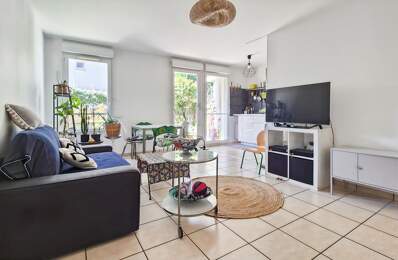 Appartement À Vendre — photo du bien
