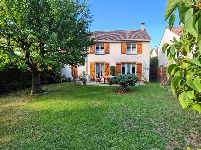 Maison À Vendre — photo du bien