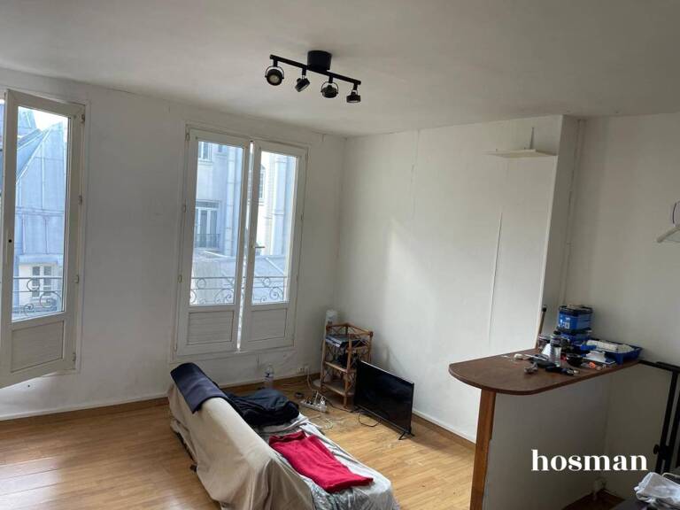 Studio 1 pièce - 23m² - Rue du Faubourg Saint-Denis, Paris - Dernier étage et cave — photo 1