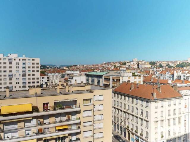 LYON 6ᵉ – Saint-Pothin | 99 m² en 9ᵉ étage | Vue panoramique Croix-Rousse | Garage disponible — photo du bien