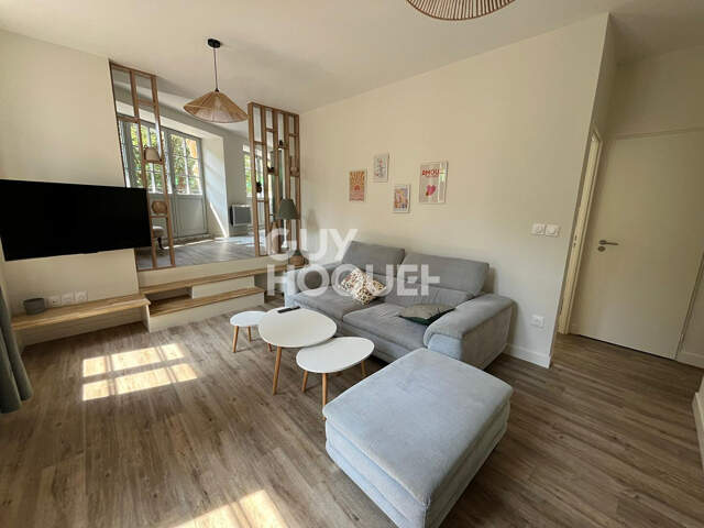 BEL APPARTEMENT T3 MEUBLE - CENTRE-VILLE — photo du bien