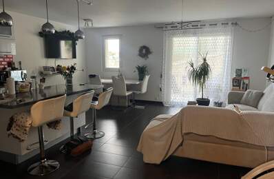 Appartement À Vendre — photo du bien