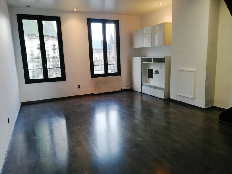 Appartement - Rue de La République - Harfleur 4 pièce(s) 69.01 m2 — photo 1