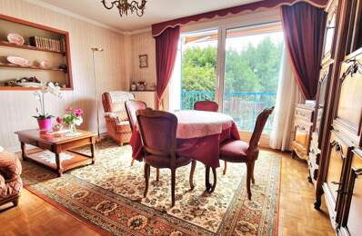 Appartement À Vendre — photo du bien