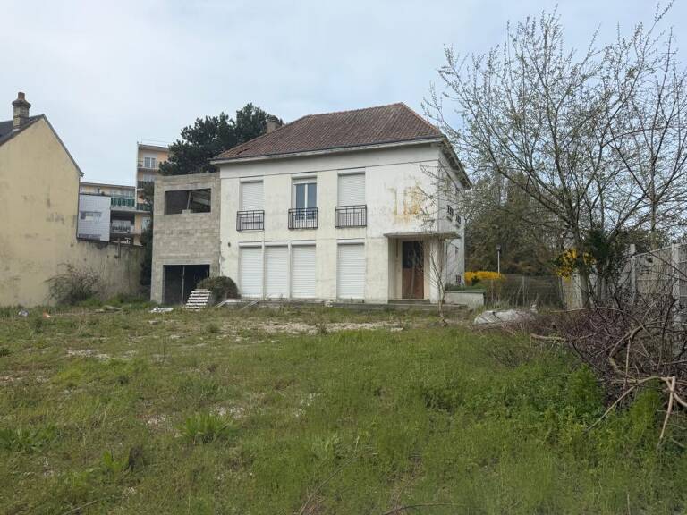 Maison À Vendre — photo 1