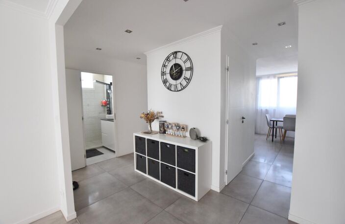 Appartement À Vendre Ste Foy Les Lyon — photo 4