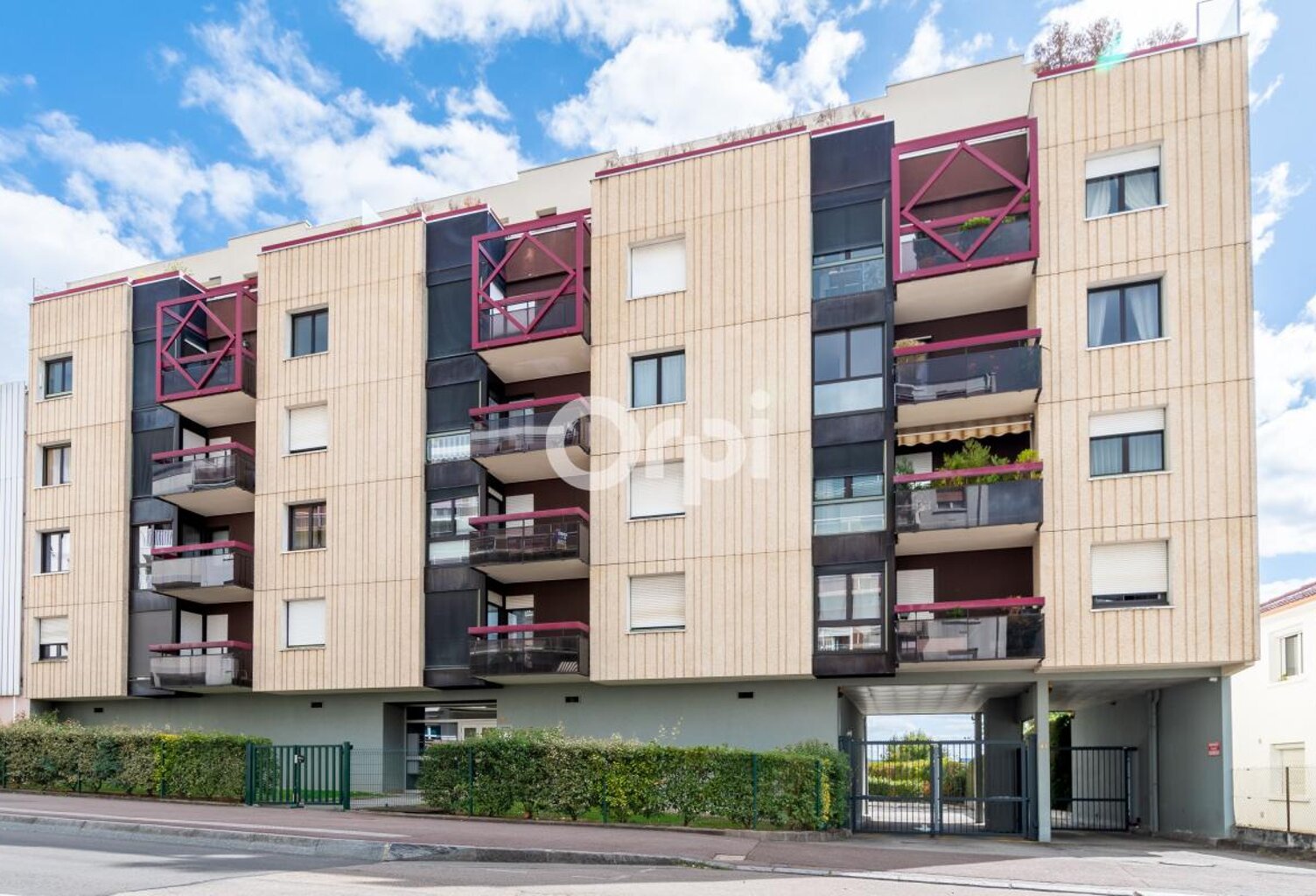 Appartement T4 avec garage et terrasse quartier Sainte-Claire — photo 1
