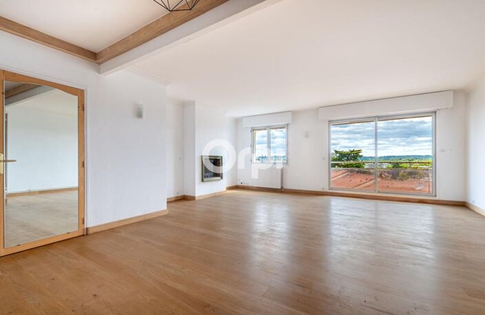 Appartement T4 avec garage et terrasse quartier Sainte-Claire — photo 3