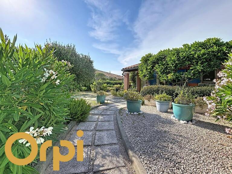 Maison lumineuse plein sud avec terrasse et jardin, dans résidence sécurisée avec piscine face au Golf de Roquebrune-sur-Argens — photo 1