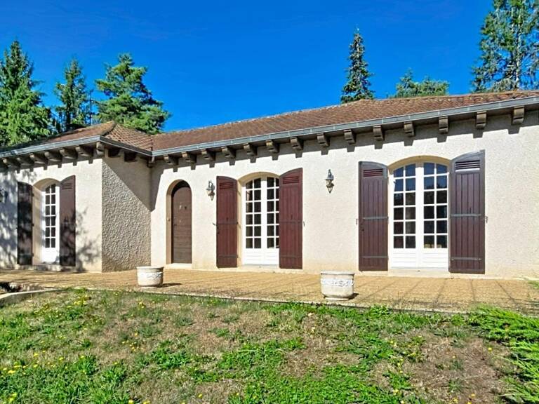 Maison traditionnelle de plain pied, sur sous-sol complet, terrain de 5061 m² — photo 1
