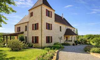 Maison 19 Pièces 548 m² à vendre à Payrac (46350)