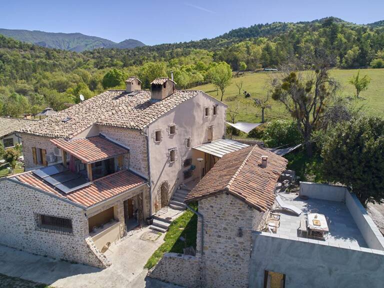 DOMAINE RURAL DE CARACTÈRE, HABITATION, PROJET AGRICOLE ET POTENTIEL D'EXPLOITATION — photo 1