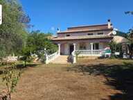 GRANDE VILLA AVEC 2 APPARTEMENTS INDEPENDANTS AU CALME ET SUR TERRAIN DE 2550 M2 — photo 2
