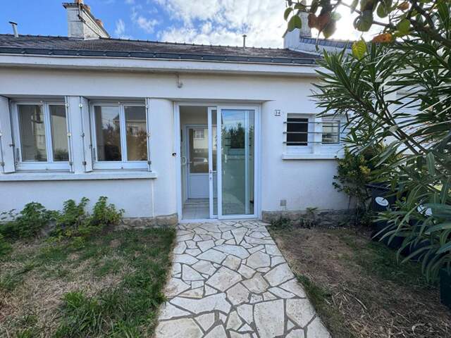 Maison Saint Nazaire,  45 M2, une chambre, jardin, dépendance — photo du bien
