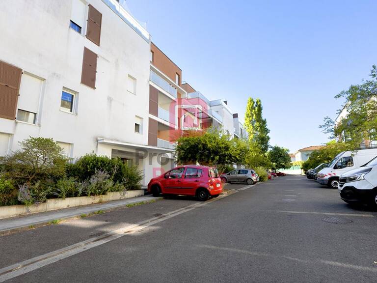 EYSINES ? T2 AVEC TERRASSE, PARKING COUVERT ET ASCENSEUR — photo 1