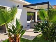 SAINT-CYR-SUR-MER  MAISON CONTEMPORAINE PLAIN-PIED 132 M² AVEC PISCINE  4 CHAMBRES — photo 3