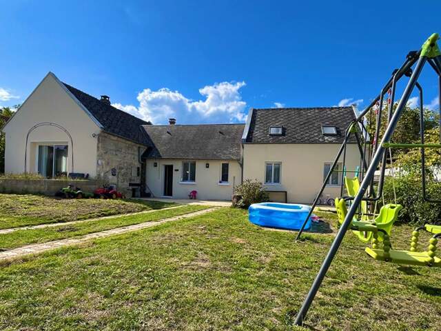 Maison AXE NOYON- CHAUNY : 5 pièce(s) 142 m2 + Jardin — photo du bien