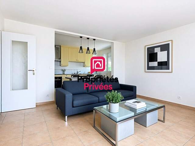 DEPT 33 - GIRONDE - Mérignac  Hyper centre -  Appartement 4 pièce(s) 75 m2, loggia, parking — photo du bien