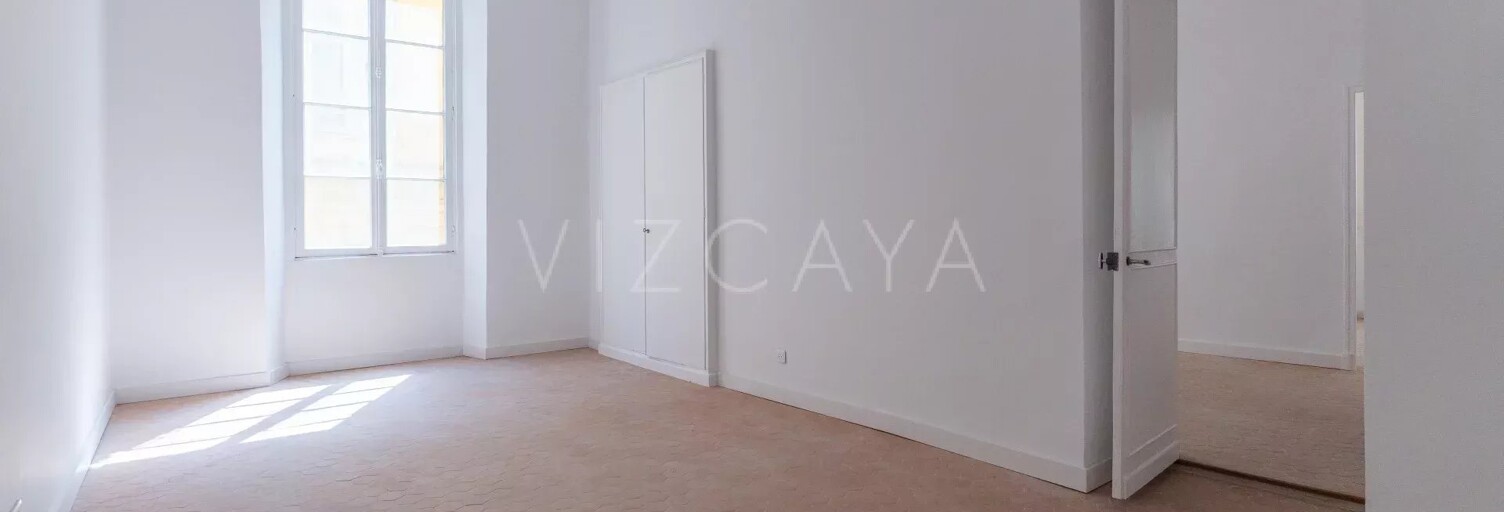 Bureau 7 Pièces 150 m² à louer à Nice (06300)