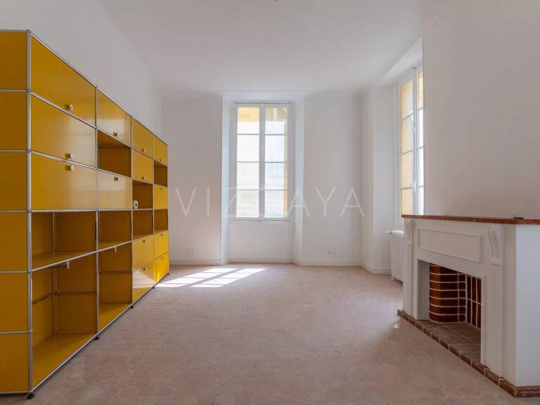 NICE – À deux pas du Palais de Justice – Bureaux de 149 m² — photo 1