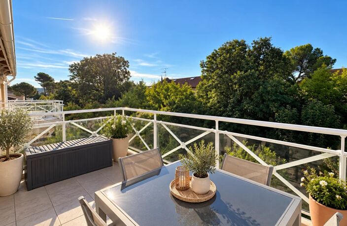 EXCLUSIVITÉ – APPARTEMENT 3 PIÈCES AVEC GARAGE — photo 2
