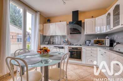 Maison 5 pièces 389000 €
