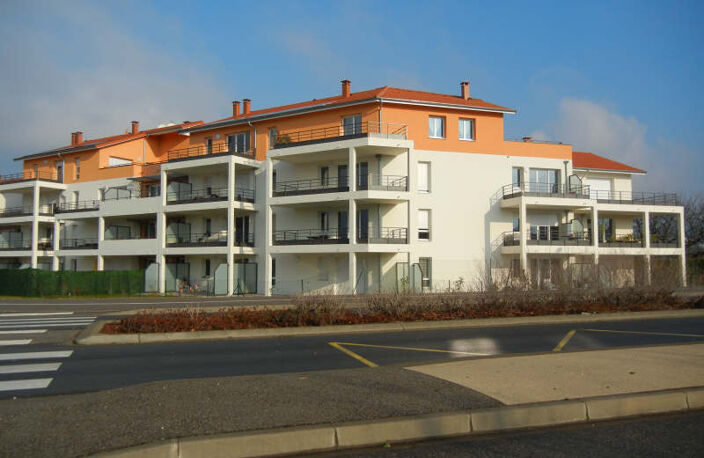 GARAGE FERME COUBLEVIE - BOX COUBLEVIE — photo 3