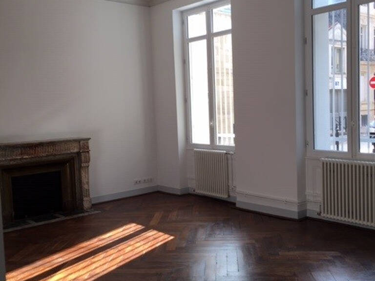 Appartement Bordeaux 2 pièce(s) 68.1 m2 — photo 1