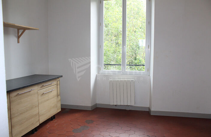 SAINT-JULIEN DU SAULT, appartement F3 en triplex — photo 2