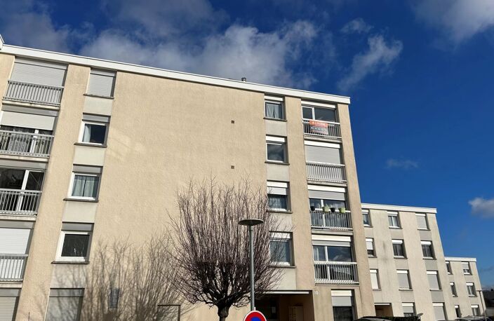 A LOUER - Appartement 2 pièces GARE CHARTRES avec Garage — photo 5
